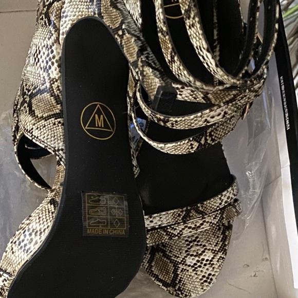 Multistrap Platforms - Picture 3 of 4